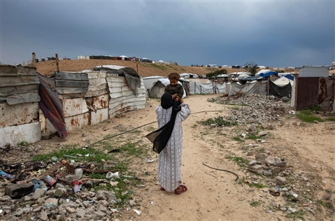 Libano, il prete del villaggio all