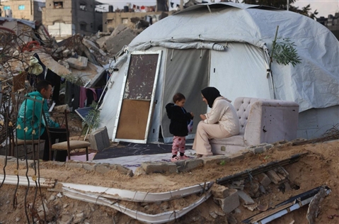 Israele, nuovi raid dell