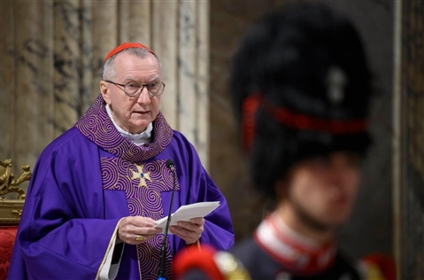 Parolin: il Signore faccia tacere le armi e gli uomini si riconcilino