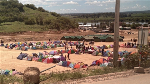 Al Santuario di Mamã Muxima, tra tende e rosari in attesa di Leone XIV