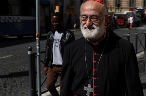 López Romero accusato di presunti abusi, annuncia dimissioni temporanee