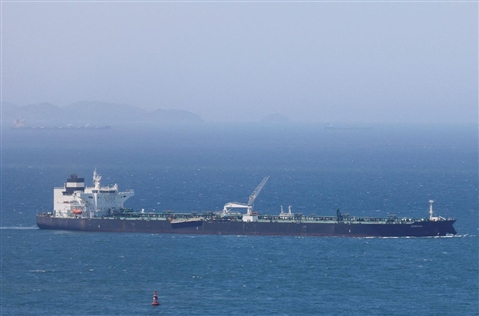 Medio Oriente, tregua violata fra Usa e Iran. Scambio di fuoco nella notte