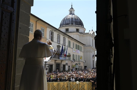 Biblioteca Vaticana, a settembre il Papa inaugura la mostra "Aqva"