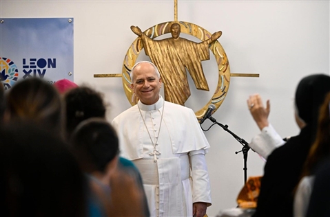 Il Papa: la storia non è scritta da chi vince o si impone, ma da chi avvia processi di pace